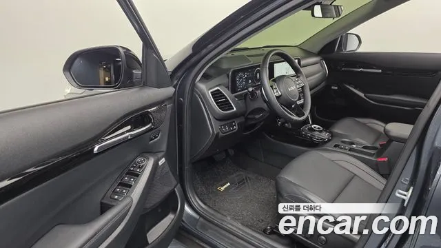 Kia Seltos — Фото автомобиля 10