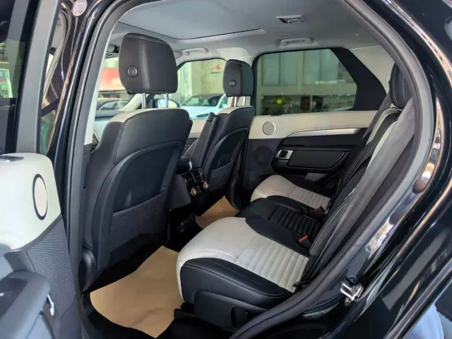Land Rover Discovery — Фото автомобиля 8