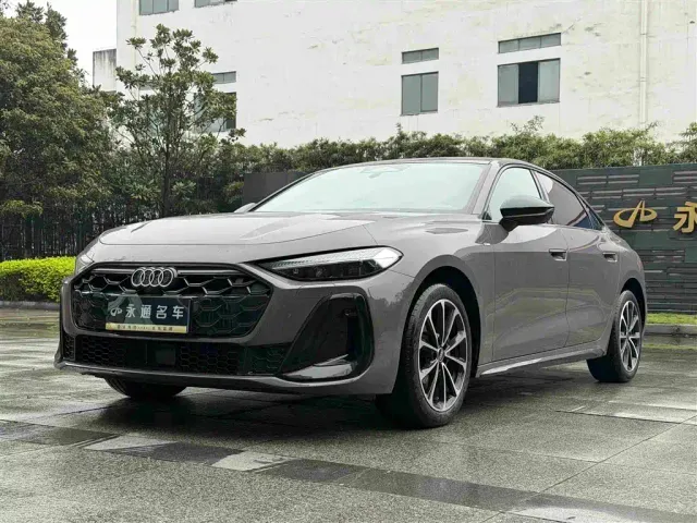 Фотография автомобиля — Audi A5L