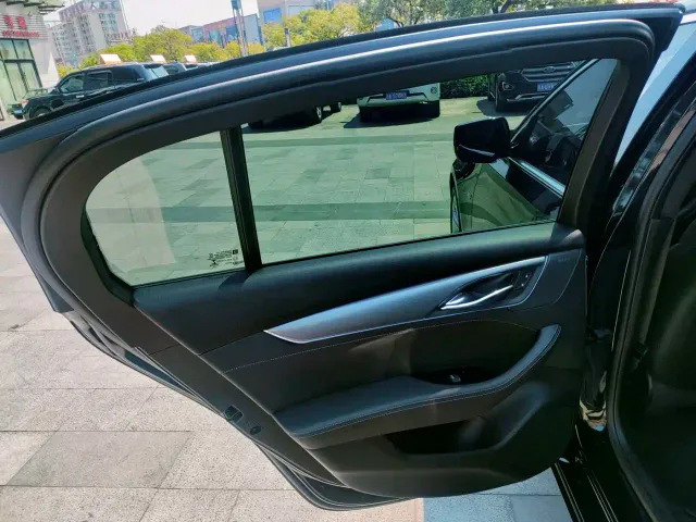 Cadillac CT5 — Фото автомобиля 18