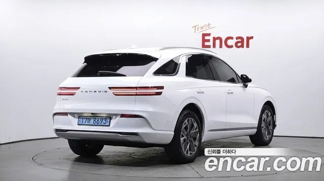 Genesis GV70 Electrified — Фото автомобиля 2