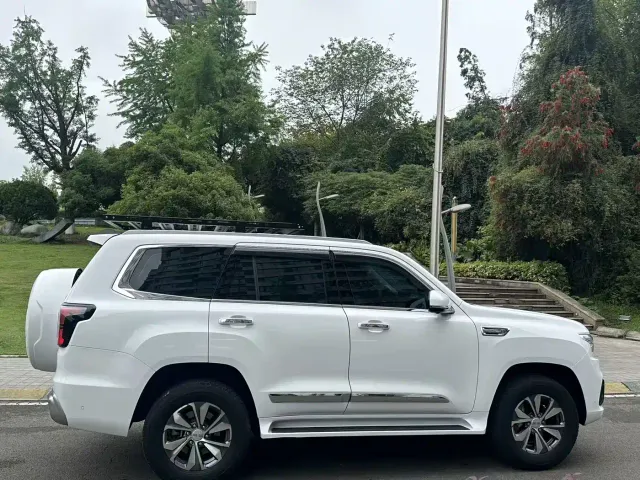 BAIC BJ60 — Фото автомобиля 8