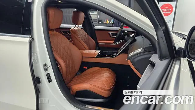 Mercedes-Benz S-Class — Фото автомобиля 10