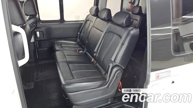 Hyundai Staria Staria Tourer 11 мест — Фото автомобиля 10