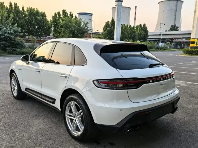 Porsche Macan — Фото автомобиля 6