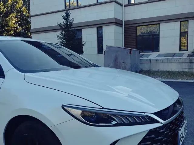 BYD Qin PLUS — Фото автомобиля 2