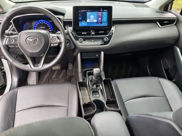 Toyota Corolla Cross — Фото автомобиля 17