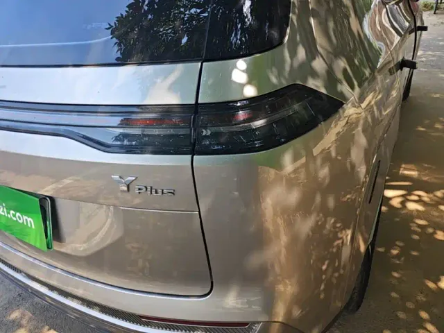 GAC Aion Y — Фото автомобиля 7