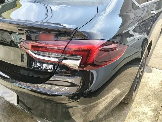 Buick Regal — Фото автомобиля 7