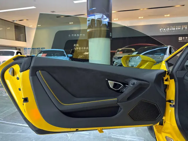Lamborghini Huracan — Фото автомобиля 12
