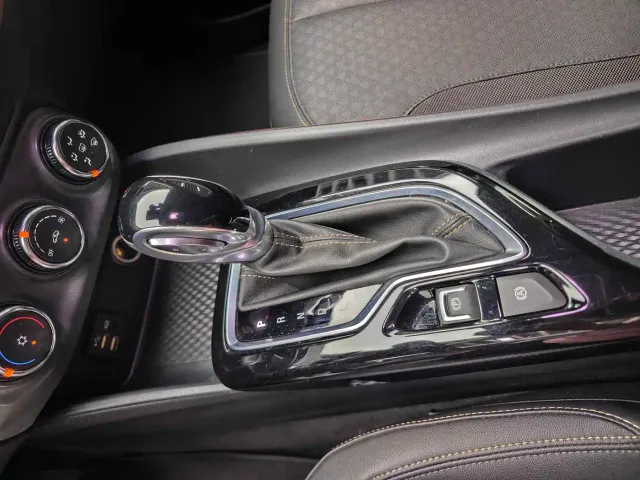 Buick Verano — Фото автомобиля 6