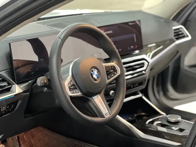 BMW 3 Series — Фото автомобиля 5
