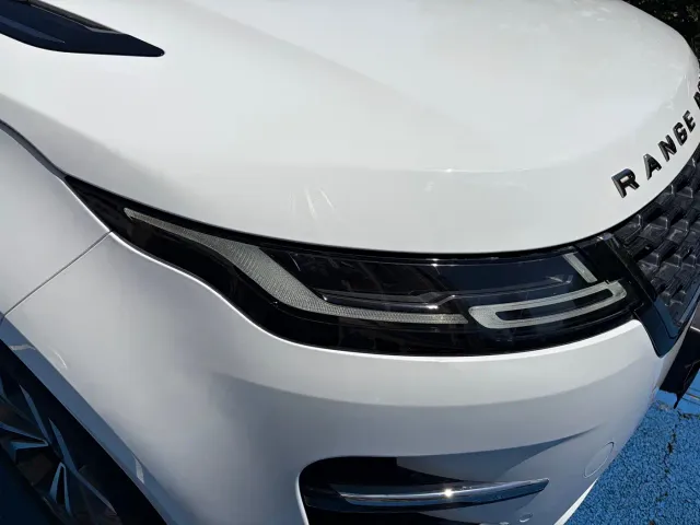 Land Rover Range Rover Evoque — Фото автомобиля 28
