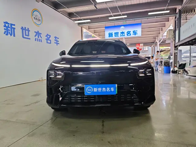 Xpeng G9 — Фото автомобиля 2