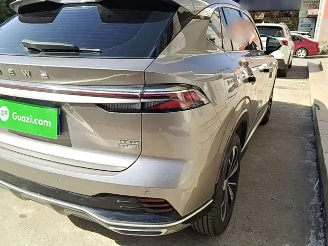 Roewe RX5 — Фото автомобиля 7