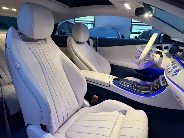 Mercedes-Benz E-Class — Фото автомобиля 20