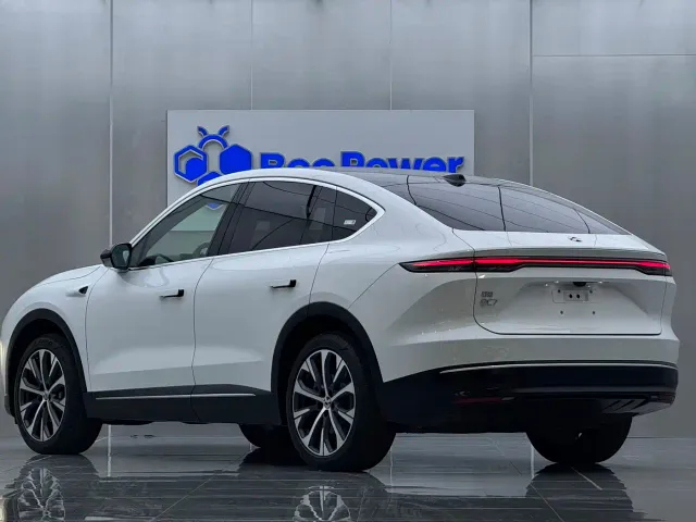 Nio EC7 — Фото автомобиля 8