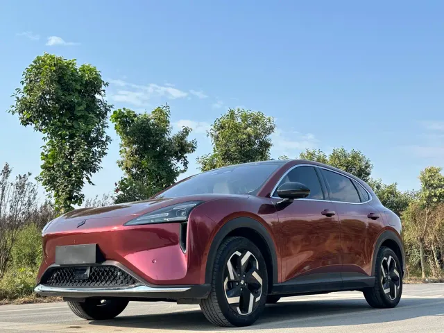 Фотография автомобиля — Baojun Yunhai