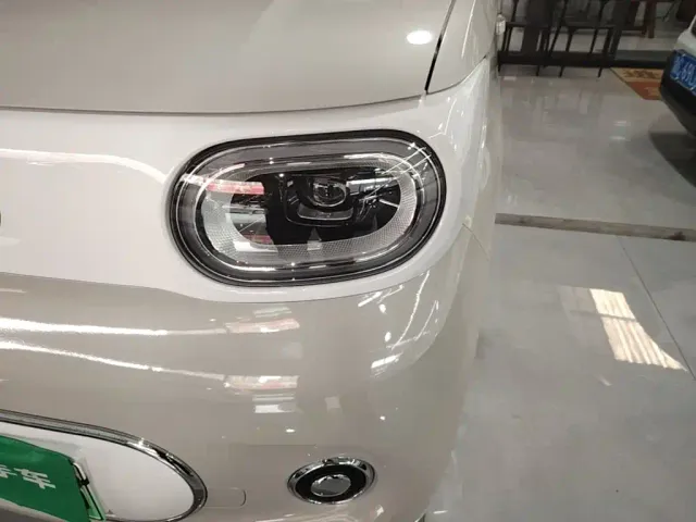 Wuling Hongguang Mini EV — Фото автомобиля 23