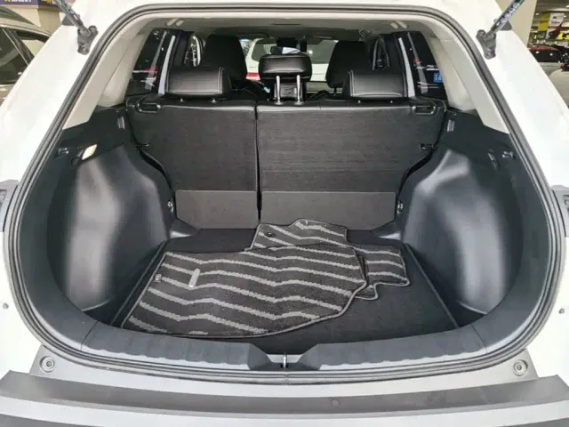 Toyota Corolla Cross — Фото автомобиля 18