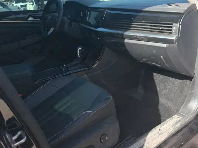 Volkswagen Passat — Фото автомобиля 8