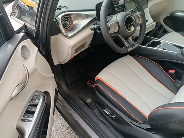 BYD Dolphin — Фото автомобиля 15