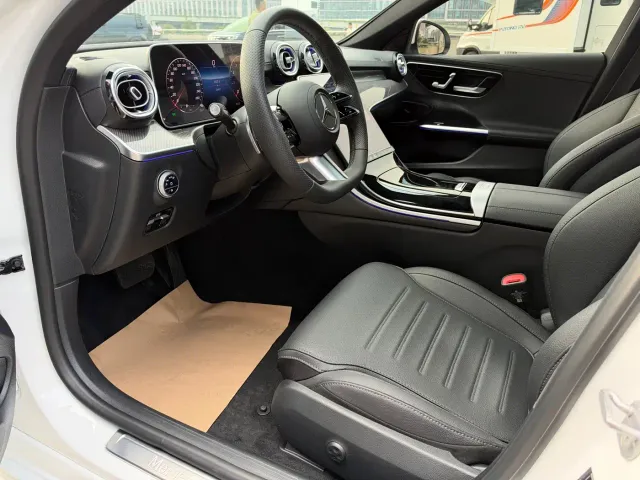 Mercedes-Benz C-Class — Фото автомобиля 6