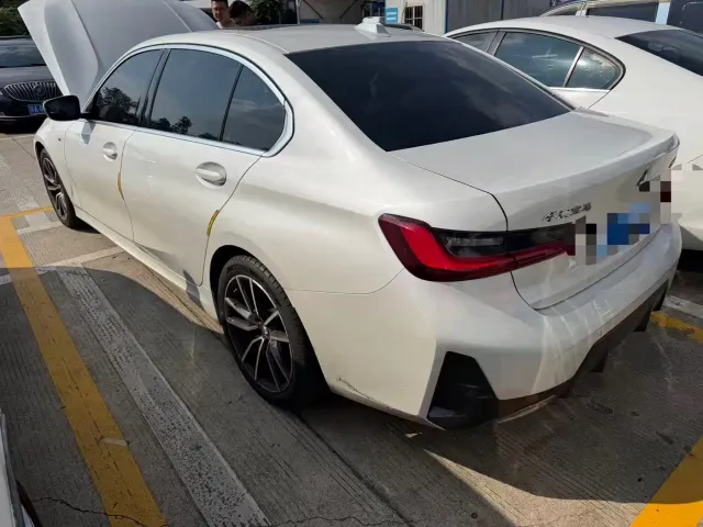 BMW 3 Series — Фото автомобиля 4