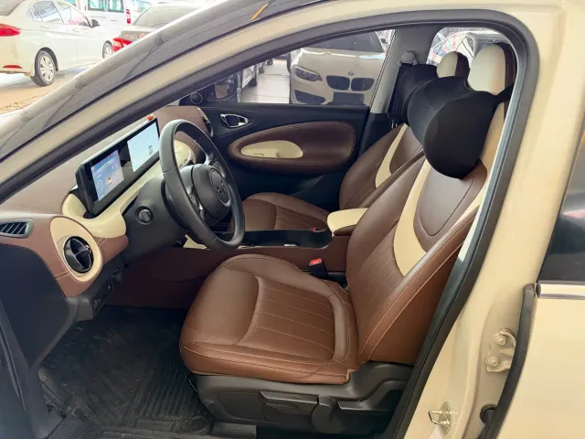 Wuling Bingo — Фото автомобиля 11