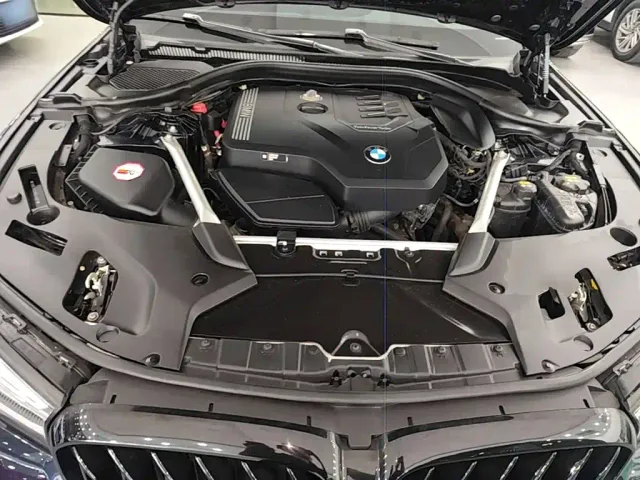 BMW 5 Series — Фото автомобиля 19