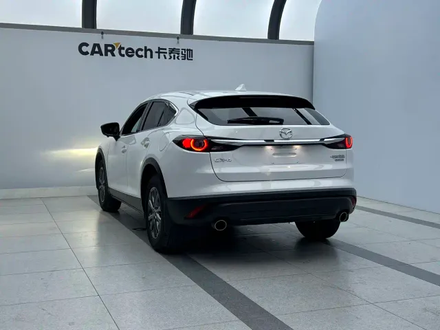 Mazda CX-4 — Фото автомобиля 11