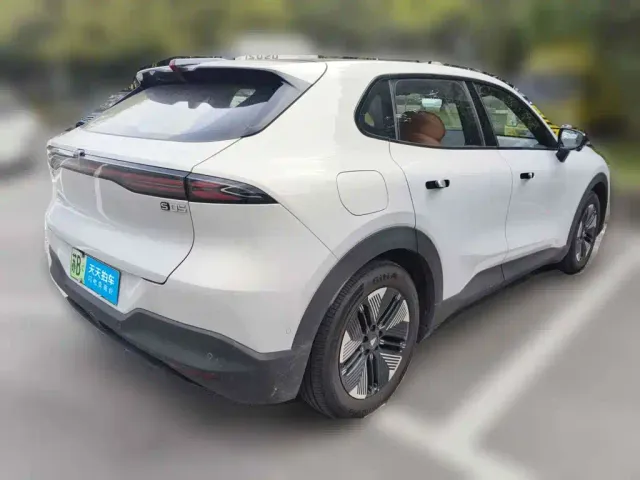 Deepal S05 — Фото автомобиля 2