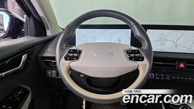 Kia EV6 — Фото автомобиля 13