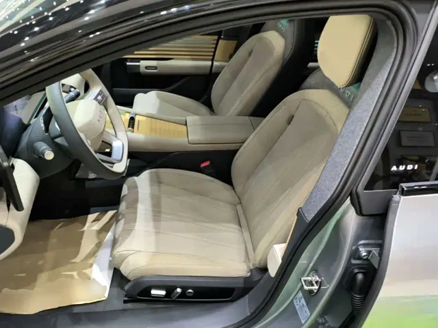 Audi E5 Sportback — Фото автомобиля 14