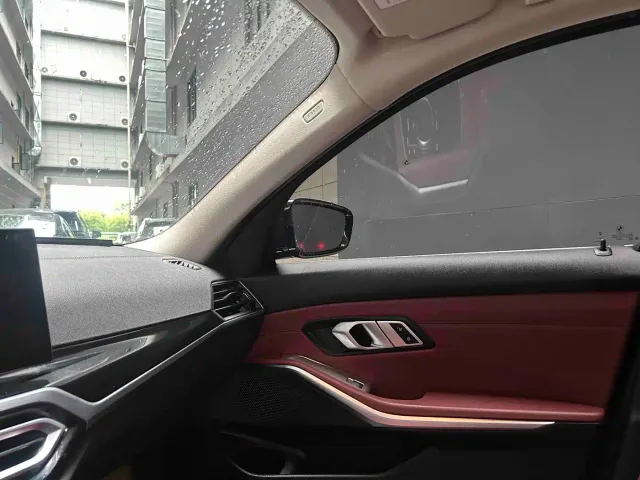 BMW 3 Series — Фото автомобиля 17