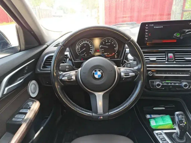 BMW 1 Series — Фото автомобиля 10