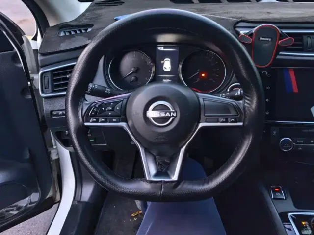 Nissan Qashqai — Фото автомобиля 15