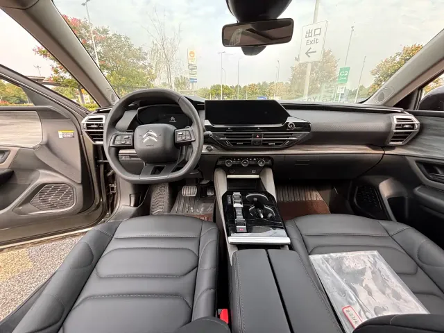 Citroen C5 X — Фото автомобиля 11
