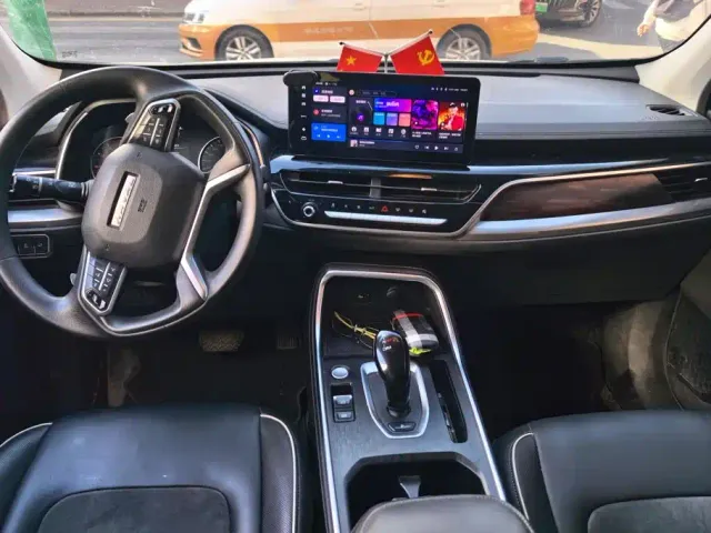 Haval H6 — Фото автомобиля 12