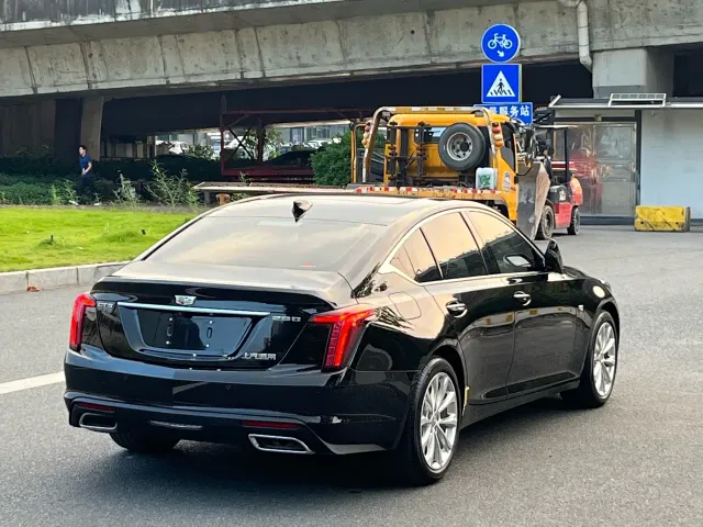 Cadillac CT5 — Фото автомобиля 5