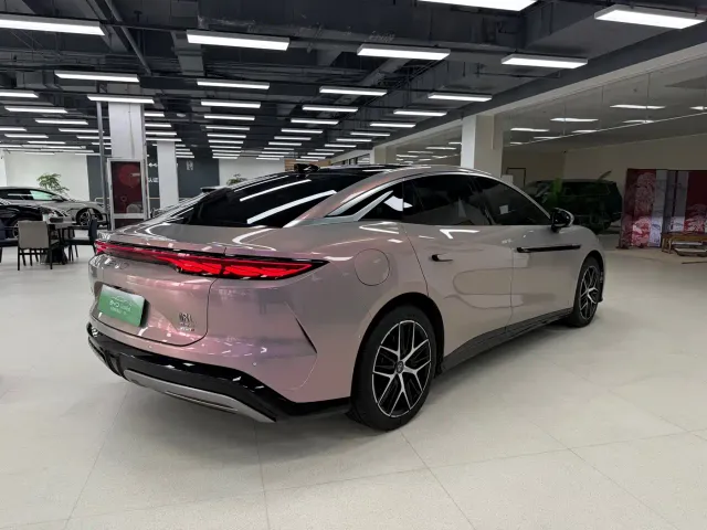 BYD Han L — Фото автомобиля 5