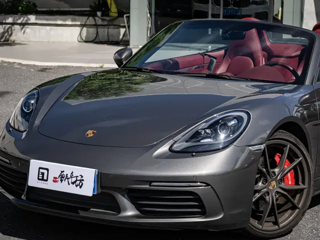 Porsche 718 — Фото автомобиля 9