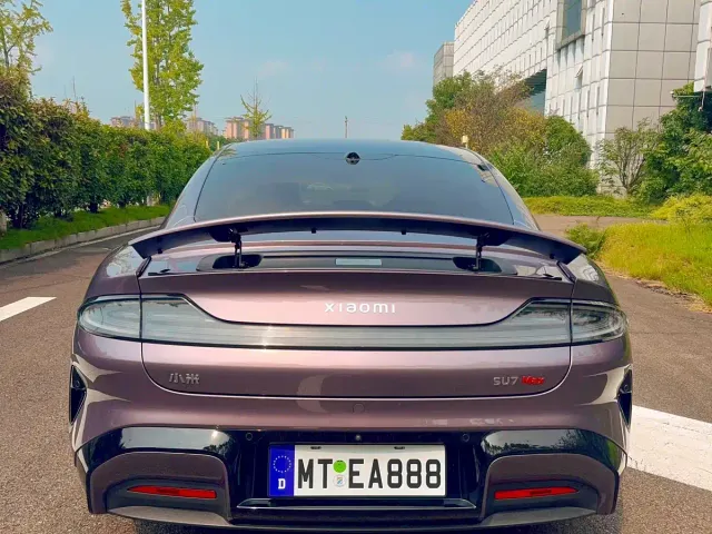 Xiaomi SU7 — Фото автомобиля 6