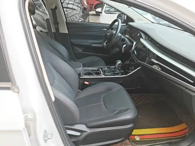 Chery Arrizo 5 — Фото автомобиля 24
