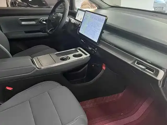 GAC Aion Y — Фото автомобиля 8