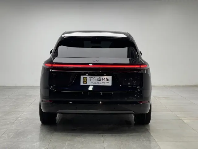 Li Auto L7 — Фото автомобиля 5