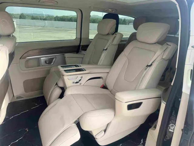 Mercedes-Benz V-Class — Фото автомобиля 6
