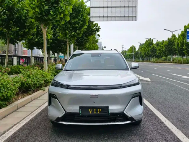 Geely Galaxy Starship 7 EM-i — Фото автомобиля 2