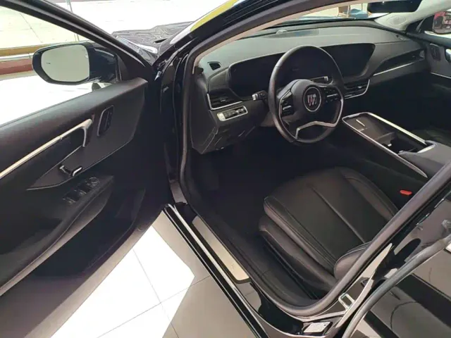 Buick LaCrosse — Фото автомобиля 15