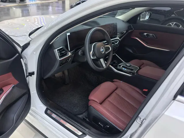 BMW i3 — Фото автомобиля 5